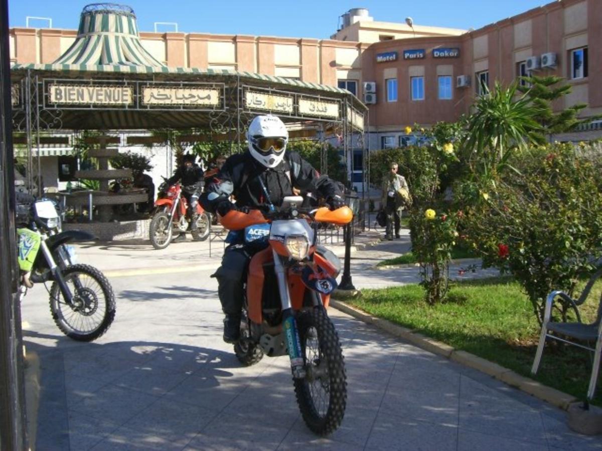 Motel Paris Dakar Selouane 外观 照片
