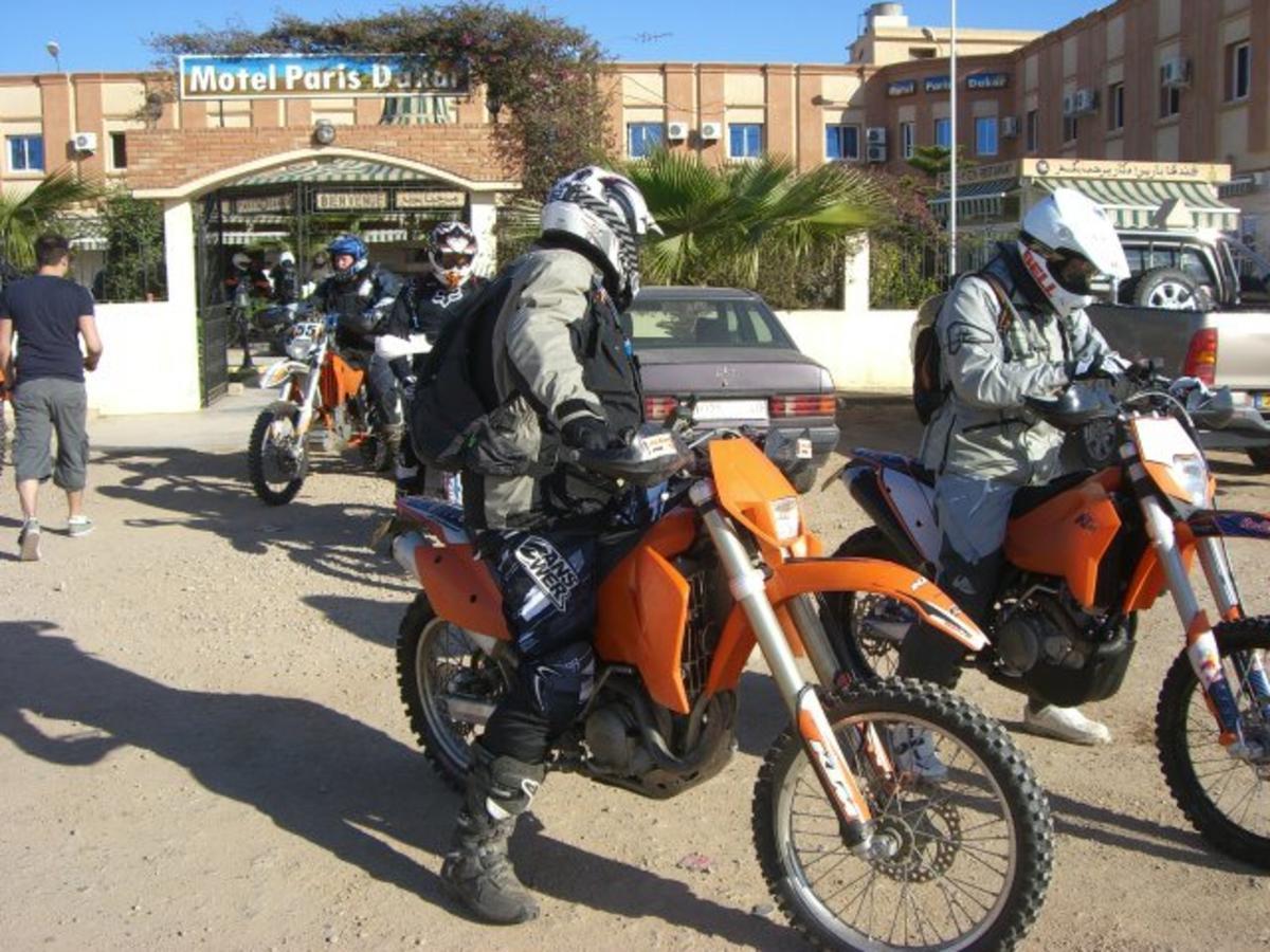 Motel Paris Dakar Selouane 外观 照片